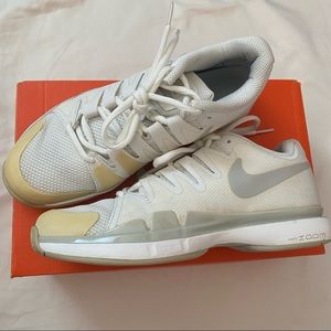 Women’s Nike Zoom Vapor 9.5 Tour tennis shoes